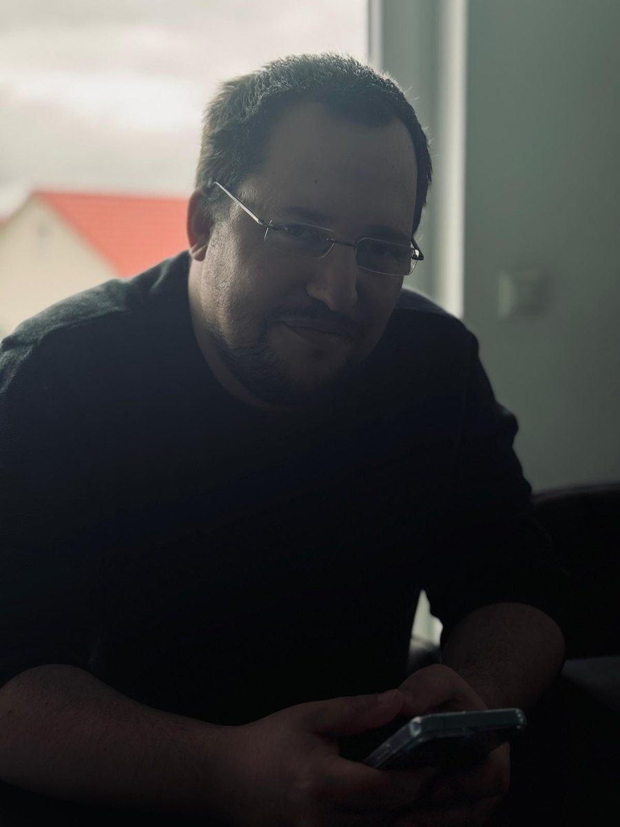 Julian Illek – persönliche Technikhilfe von Technik daheim in Mödling, Wien & Umgebung